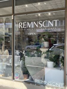 Remnscnt cafe Glen Huntly windrow front